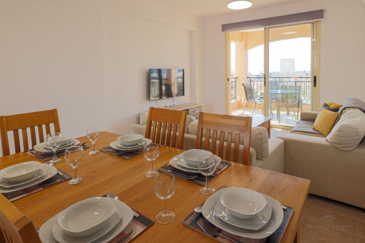 Royal Seacrest Crown-Jewel, 2B, Pools, Sea, Center Apartment Paphos Luaran gambar